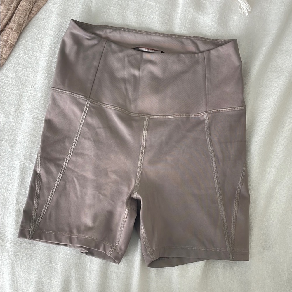 Girlfriend collective greige biker shorts -size Small